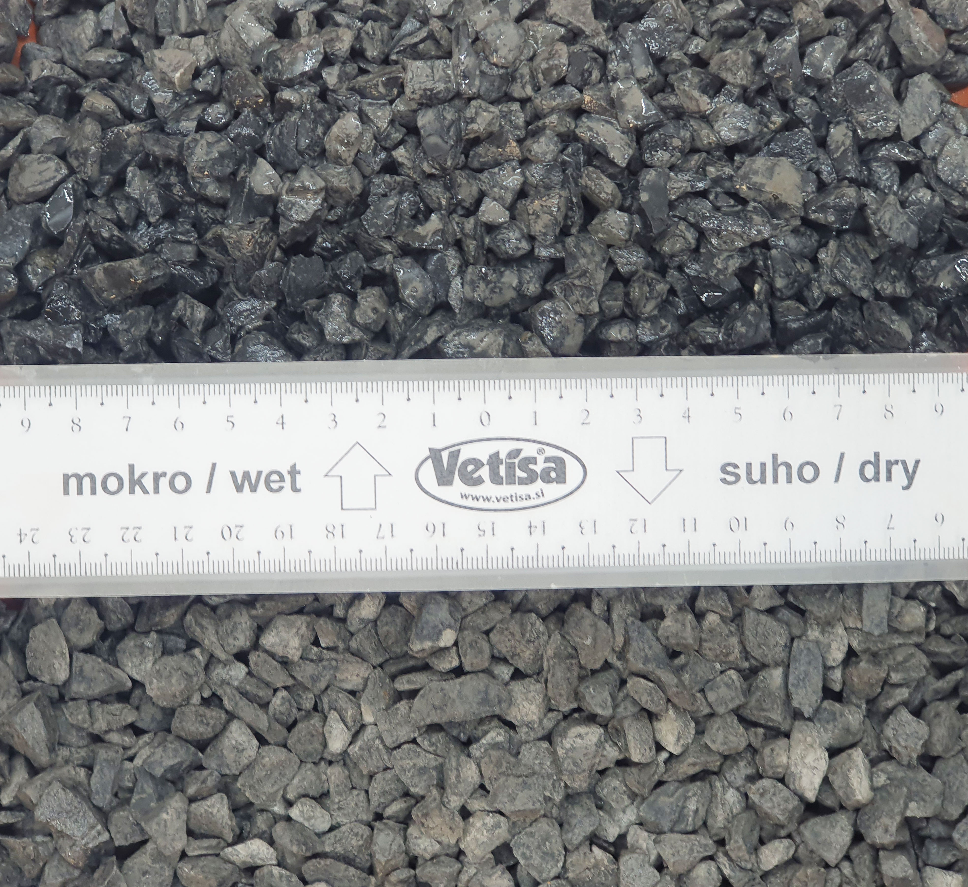 Vetisa- Nero Ebano 25KG ( 9-12 mm) 48/p - Črni marmorni pesek